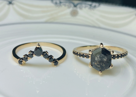 육각형 검정 Moissanite 약혼 반지, 0.78ct 19pcs 실험실은 Moissanite 약혼 반지를 만들었습니다