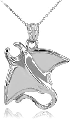 로스-시몬스 0.25 ct. t.w. 18개 킬로톤 금에서 블랙 다이아몬드 강조와 다이아몬드 해마 펜던트 목걸이