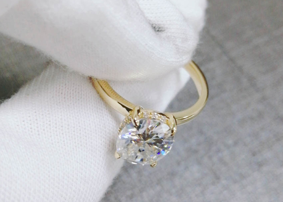1.5ct 오벌컷 랩그로운 모이사나이트 링 14K 골드 소재 0.7×0.9cm 사이즈