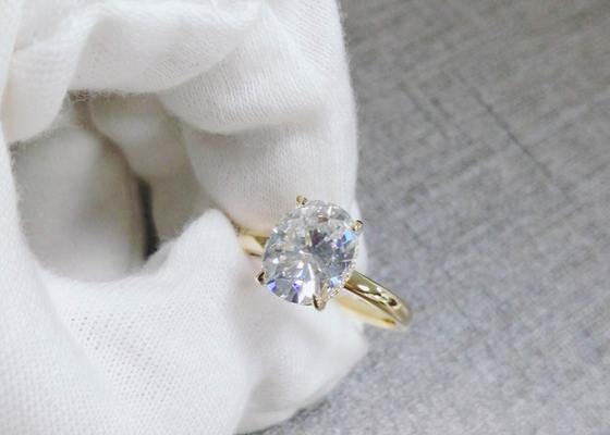 1.5ct 오벌컷 랩그로운 모이사나이트 링 14K 골드 소재 0.7×0.9cm 사이즈
