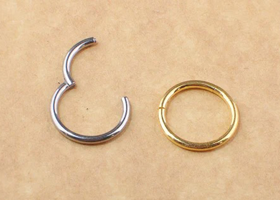 Periceing 화이트 골드 리모콘, 기념일을 위한 14k 금 고리 귀걸이 OEM ODM