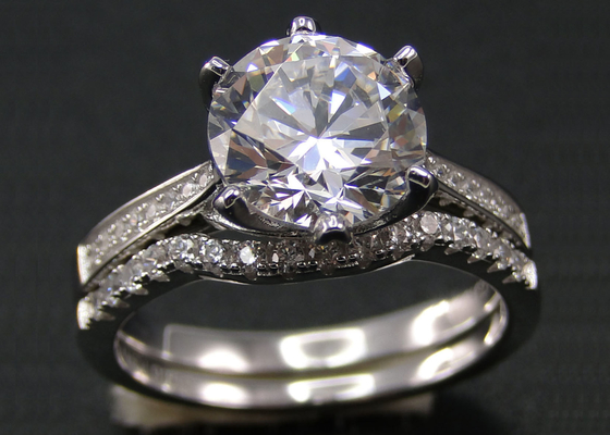 1PCS 라운드 브릴리언트 컷 다이아몬드 반지 1.25CT, 여성을 위한 18k 화이트 골드 반지 세트