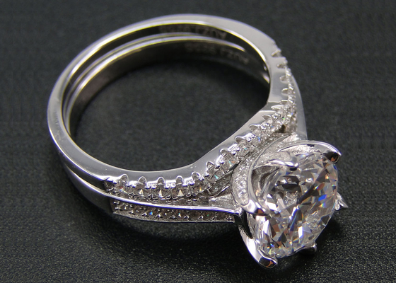 1PCS 라운드 브릴리언트 컷 다이아몬드 반지 1.25CT, 여성을 위한 18k 화이트 골드 반지 세트