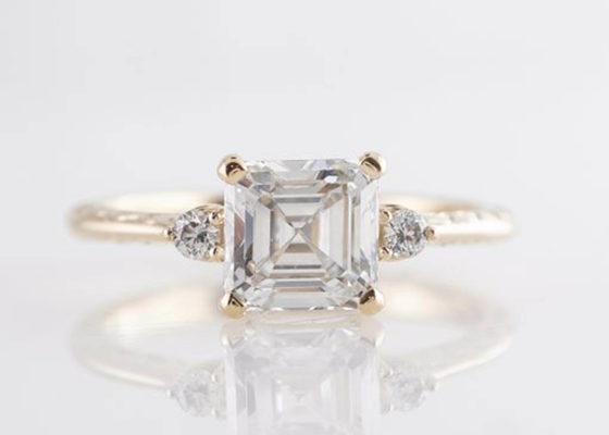 14K 로즈 골드 Asscher 컷 다이아몬드 약혼 반지 1.29ct 클래식 스타일