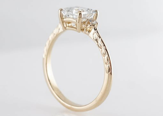 14K 로즈 골드 Asscher 컷 다이아몬드 약혼 반지 1.29ct 클래식 스타일
