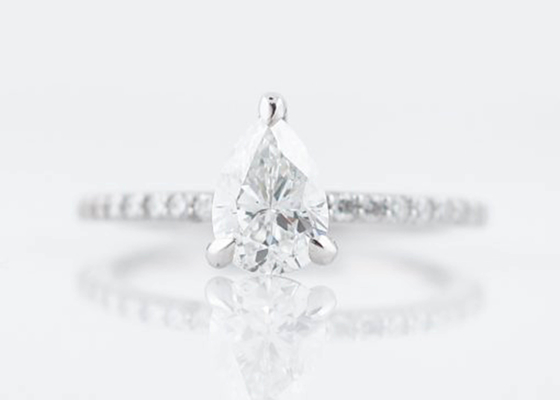 약혼을 위한 화이트 골드 진짜 다이아몬드 보석 반지 1.33ct 배 커트 PS 6×8mm