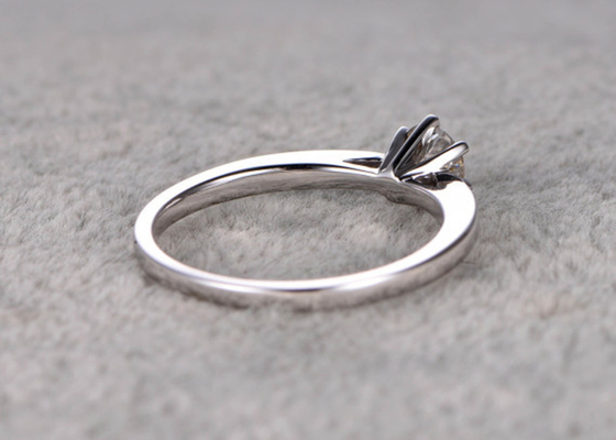 매일 착용을 위한 5mm Moissanite 진짜 다이아몬드 보석 반지 화이트 골드 소재 ODM