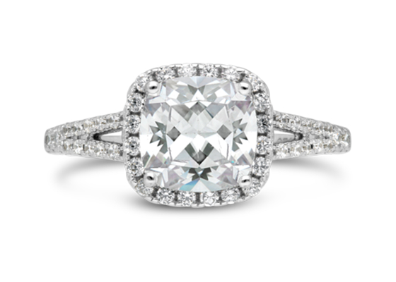 Cusion 커트 2.43ct 14K 순금 보석, 익지않는 자연적인 다이아몬드 약혼 반지 ODM