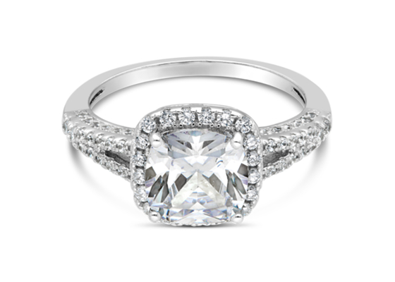 Cusion 커트 2.43ct 14K 순금 보석, 익지않는 자연적인 다이아몬드 약혼 반지 ODM