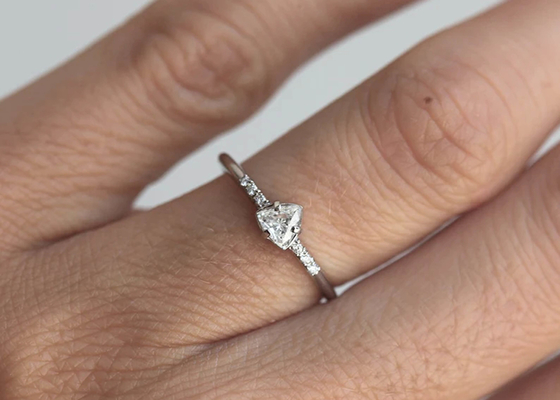 4×4mm 삼각형 돌 ODM이 있는 패션 진짜 다이아몬드 보석 반지