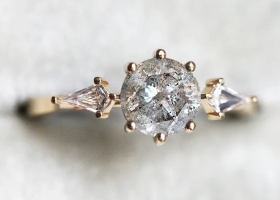 0.8ct 실험실 성장한 다이아몬드 약혼 반지, 9k 금 결혼 반지 ODM OEM