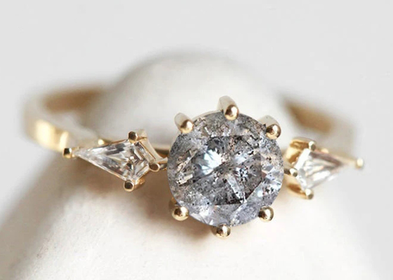 0.8ct 실험실 성장한 다이아몬드 약혼 반지, 9k 금 결혼 반지 ODM OEM