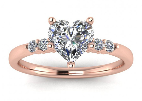 실험실 다이아몬드 6MM 차원을 가진 0.8ct 9K은 반지 심장 모양