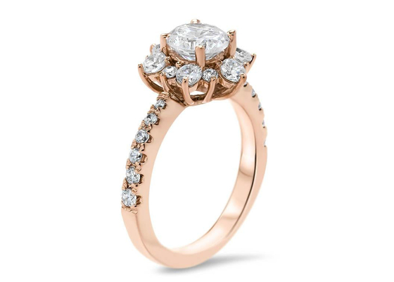 눈송이는 실험실 다이아몬드 RD6.5MM 크기 1.0 ct 무게와 9K 은 반지를 고취시켰습니다