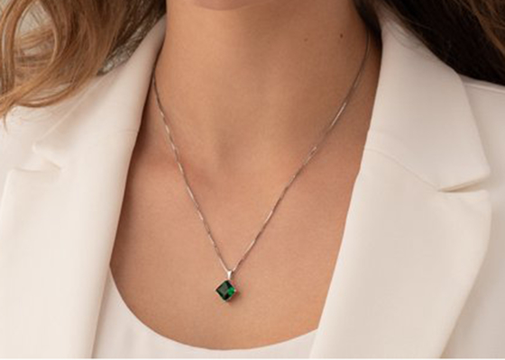 2.2ct 천연 에메랄드 펜던트 목걸이 프린세스 컷 7×7mm 사이즈